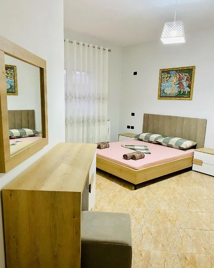 Holiday Apartment Vlorë