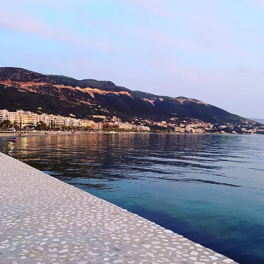 Holiday Apartment Vlorë